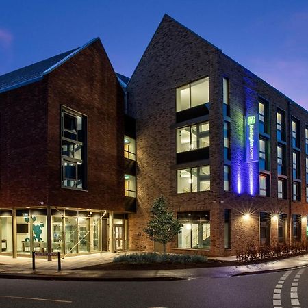 Holiday Inn Express Cambridge West - Cambourne By Ihg المظهر الخارجي الصورة