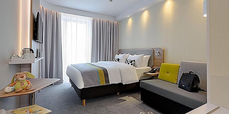 Holiday Inn Express Cambridge West - Cambourne By Ihg المظهر الخارجي الصورة